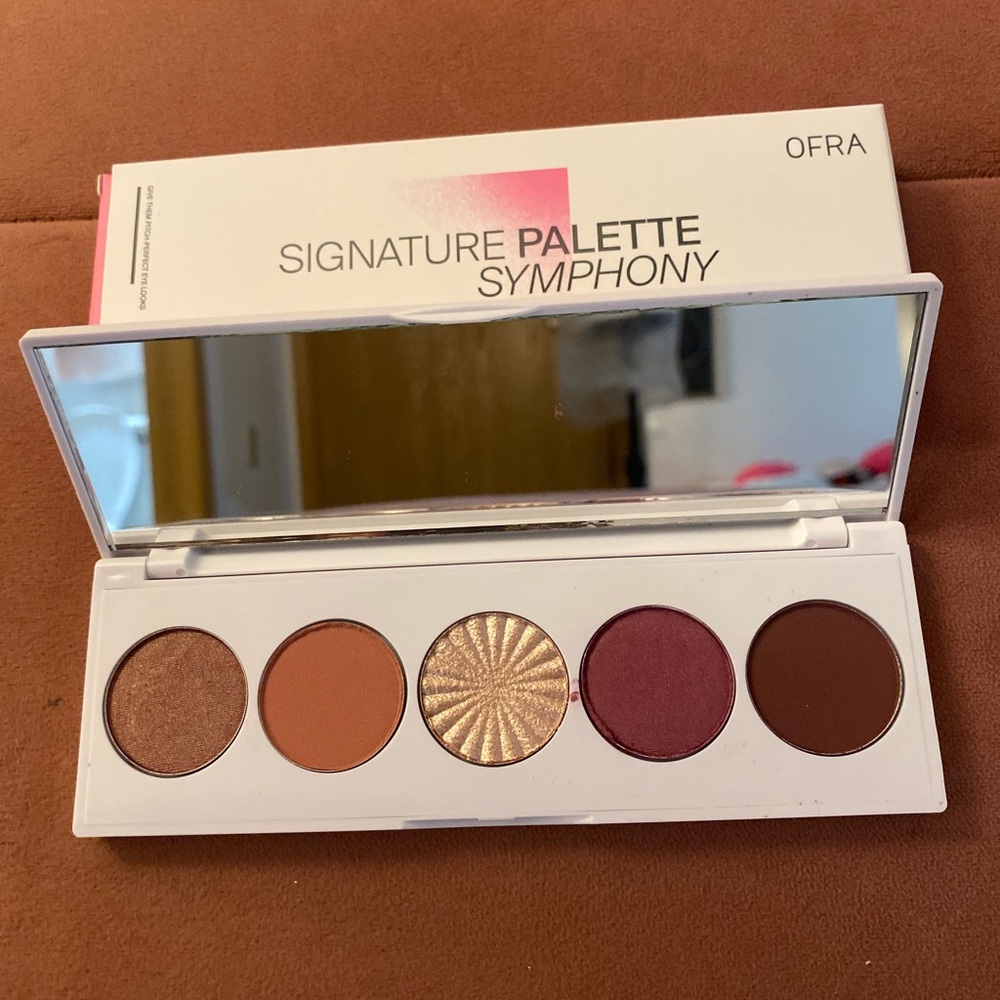 OFRA Cosmetics Eyeshadow Pallet